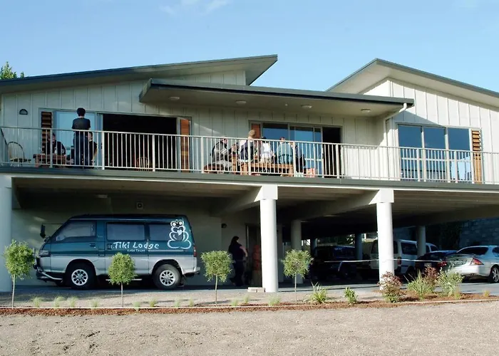 Tiki Lodge BackpackersHostel